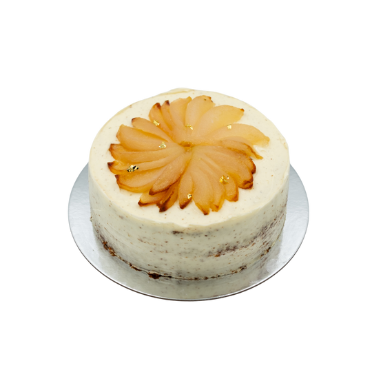 Pear and Cardamom Small Whole Cake - كيكة الكمثرى والهيل - حجم صغير